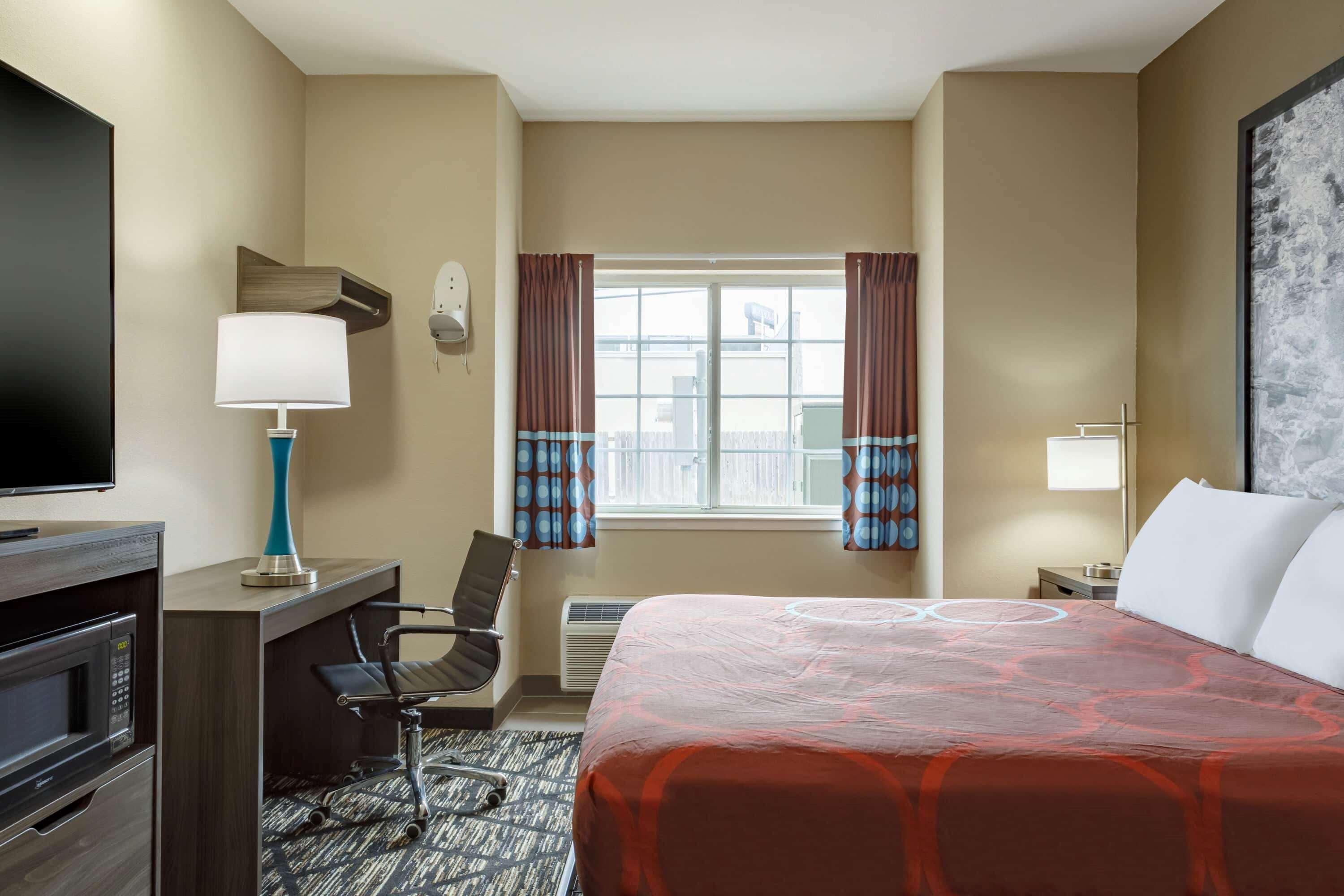 Super 8 By Wyndham San Antonio Airport North Hotell Exteriör bild